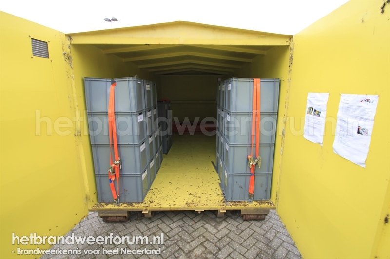 25-8186 Ambu-Container