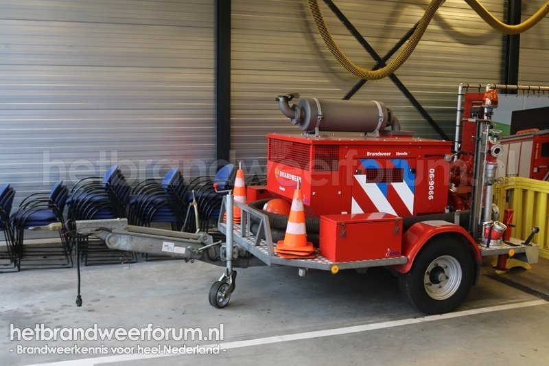 06-9066 Motorspuitaanhanger