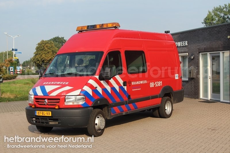 08-5381 Personeels/Materiaalvoertuig