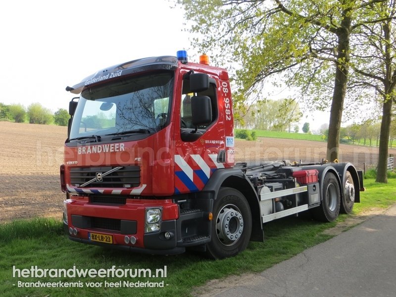 08-9582 Haakarmvoertuig