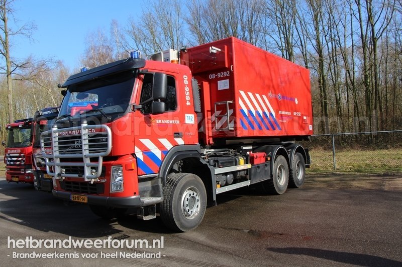 08-9584 Haakarmvoertuig