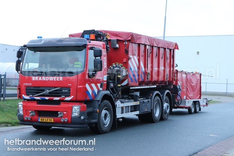 08-9585 Haakarmvoertuig