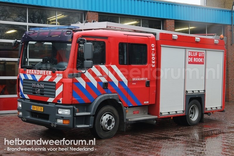 01-3033 Tankautospuit