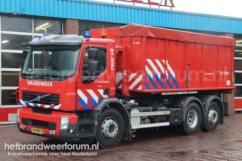 01-3082 Haakarmvoertuig