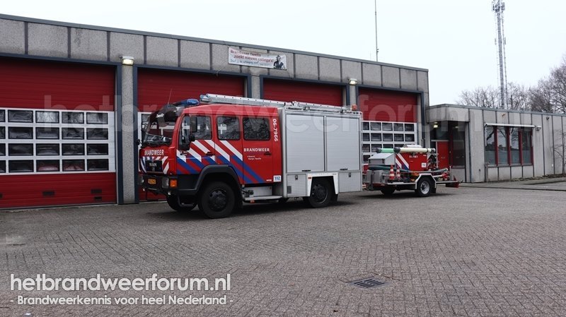 06-7966 Personeels/Materiaalvoertuig