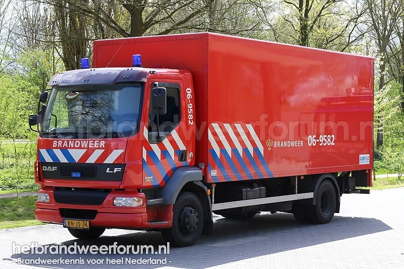 06-9582 BN-JS-34 Vrachtwagen