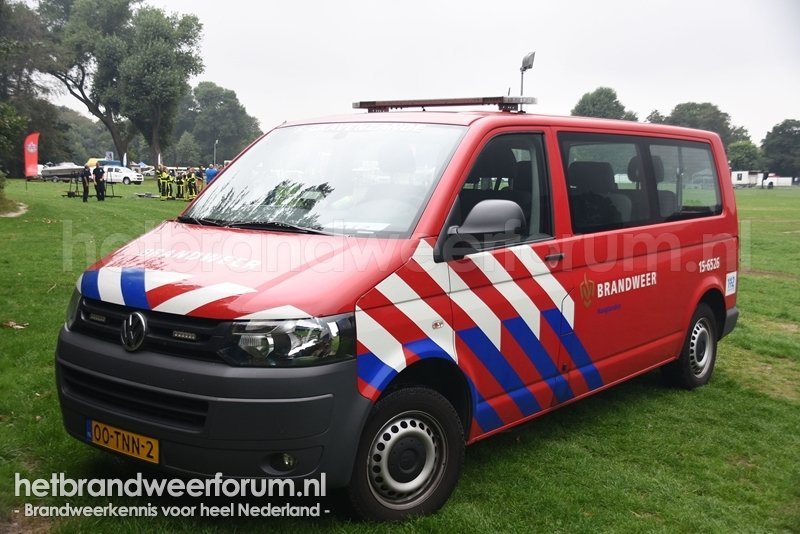 15-6526 Dienstbus