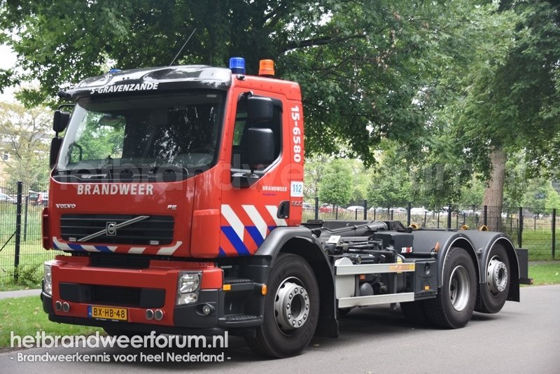 15-6580 Haakarmvoertuig