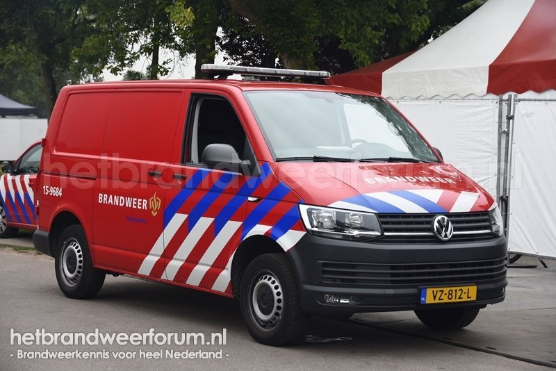 15-9684 Personen/materialen voertuig