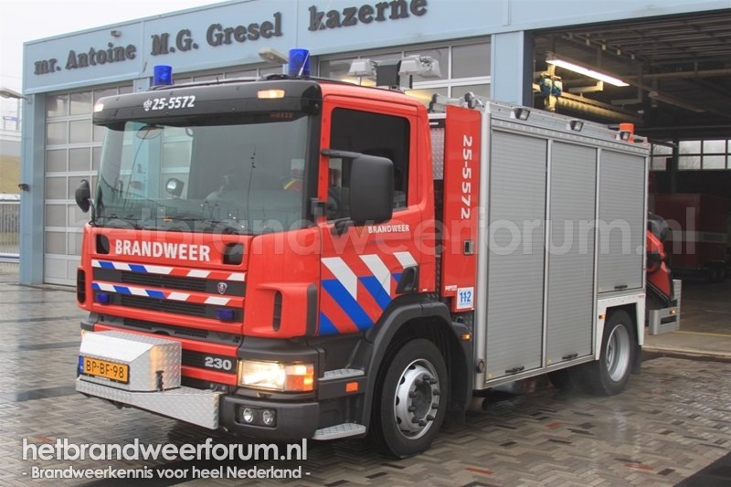 25-5572 Hulpverleningsvoertuig