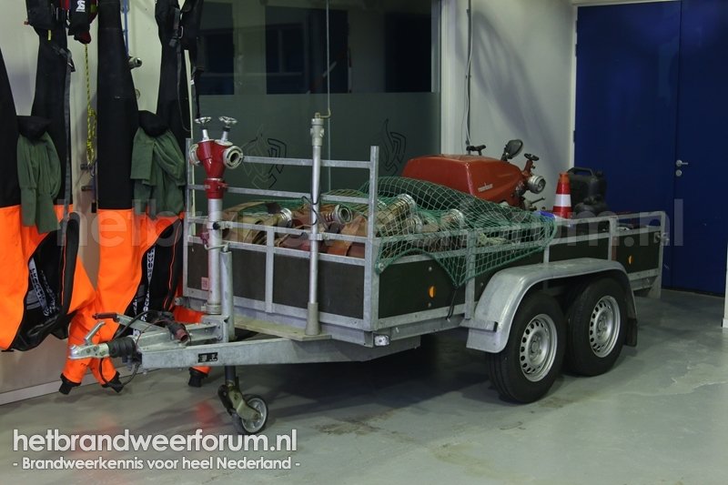 01-32 Motorspuitaanhanger