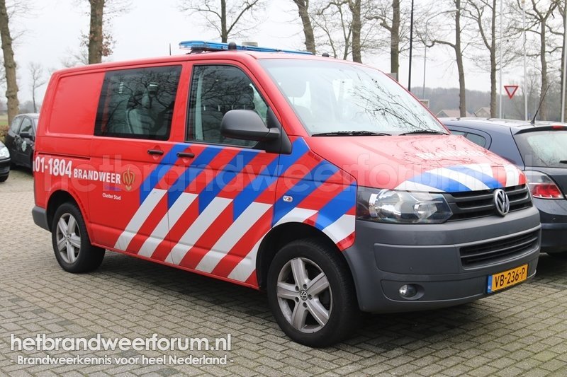 01-1804 Personeels/Materiaalvoertuig