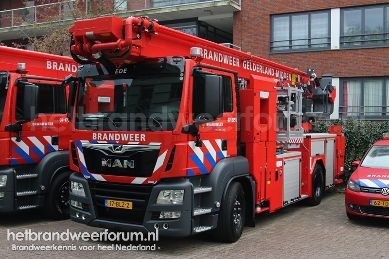 07-2751 Hoogwerker