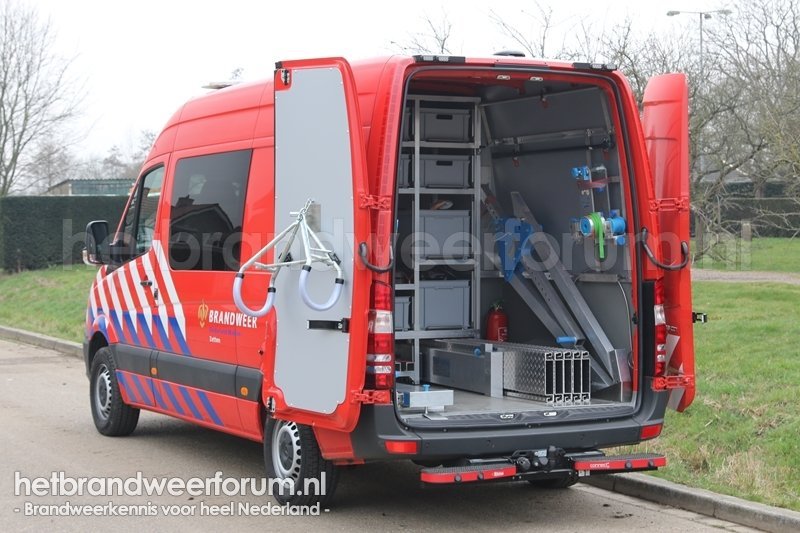 07-4372 Multi Inzetbaar Brandweervoertuig