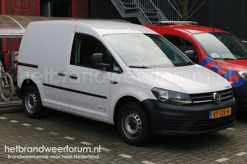 18-9606 Personeels/Materiaalvoertuig