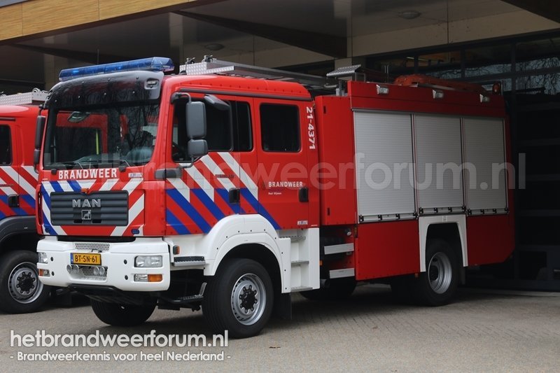 21-4371 Hulpverleningsvoertuig