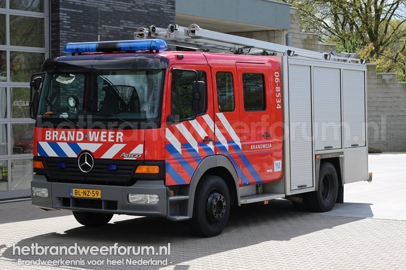 06-8534 Tankautospuit