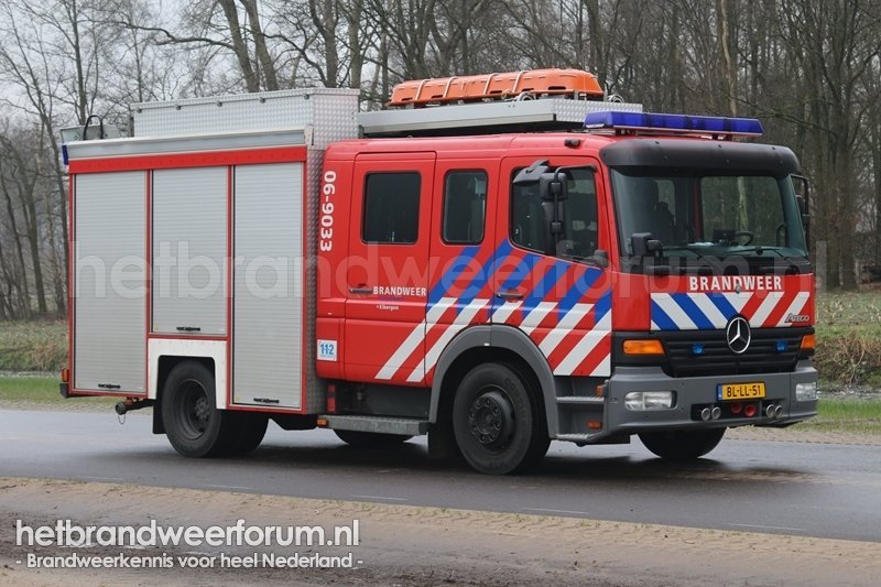 06-9033 Tankautospuit