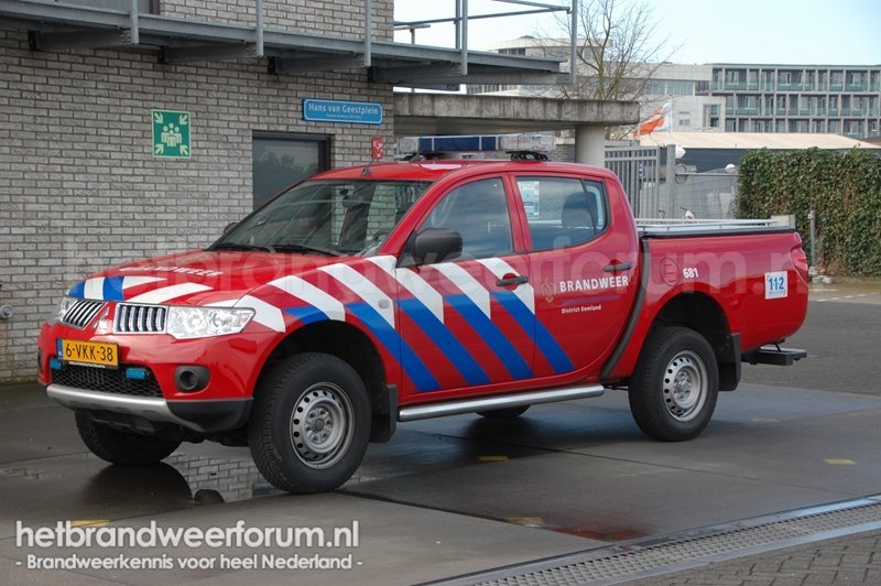 09-681 Personeels/Materiaalvoertuig