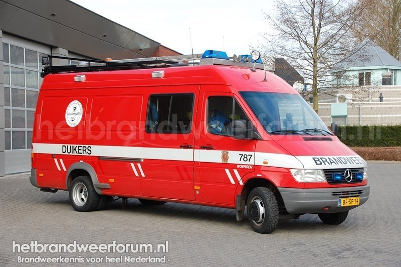 09-787 Waterongevallenvoertuig (BF-SP-74)
