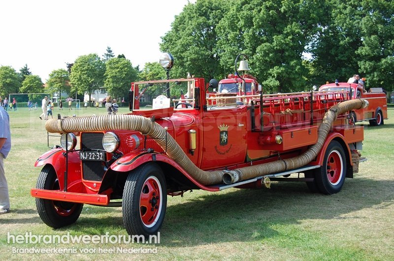 09-Oldtimer Baarn (NJ-22-32)
