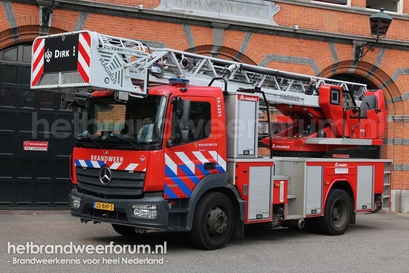 13-3251 Autoladder