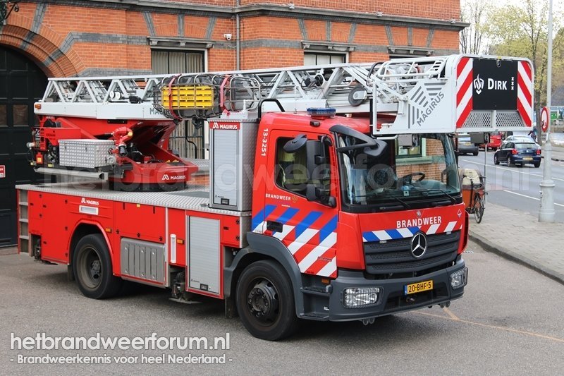 13-3251 Autoladder