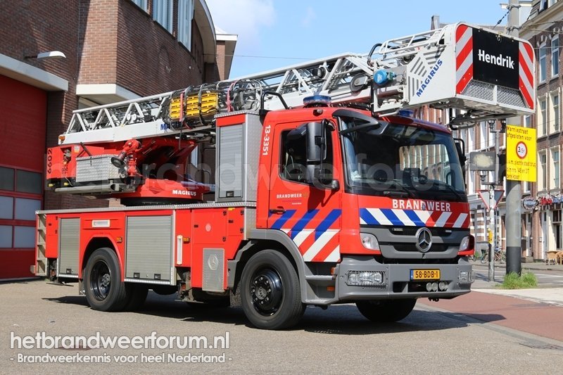 13-3351 Autoladder