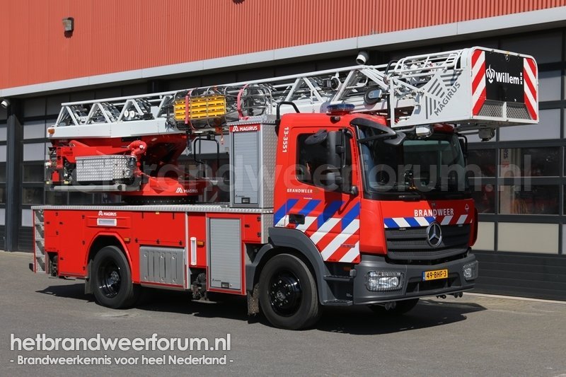 13-3551 Autoladder