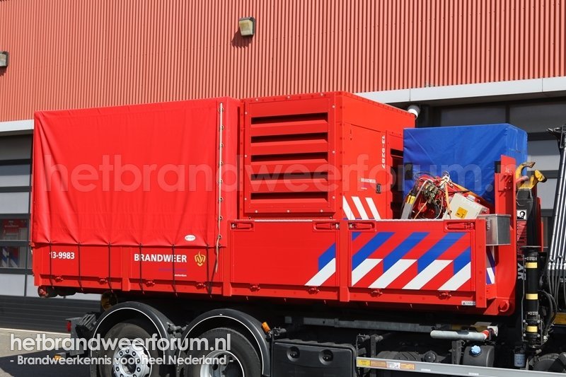 13-9983 Bijzonder Materialen Haakarmbak