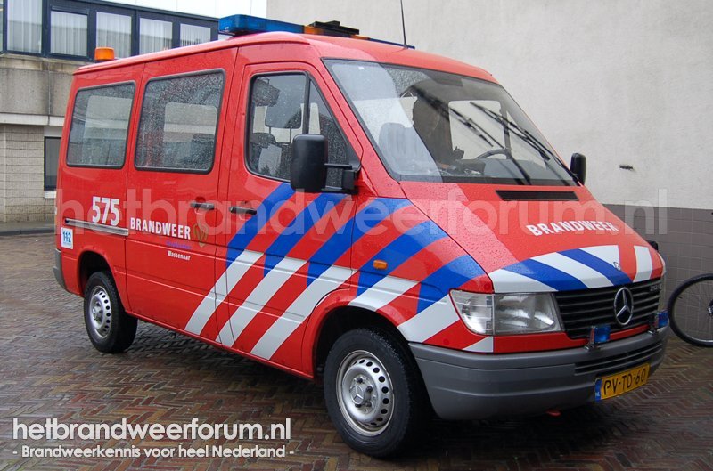 575 Dienstbus