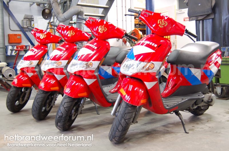 581 582 583 584 Brandweerscooter