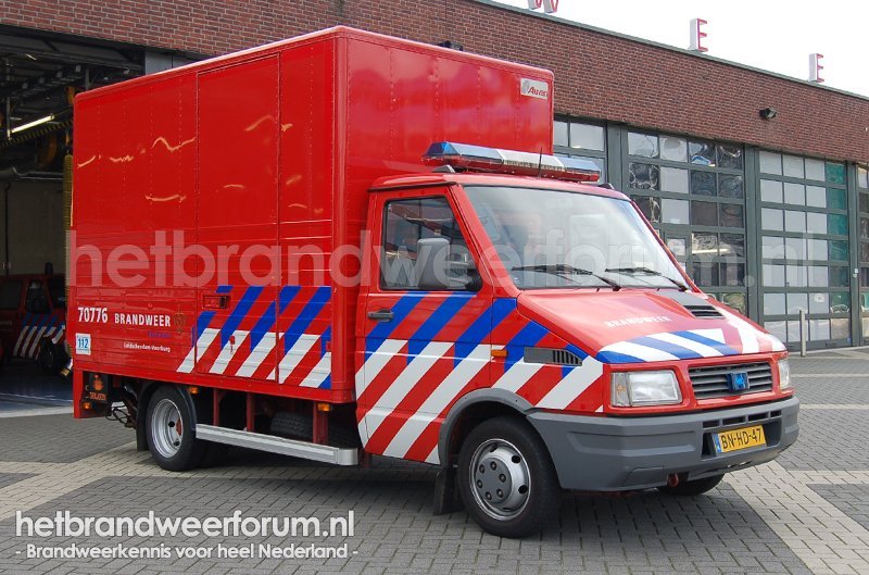 70 776 Adembeschermingsvoertuig