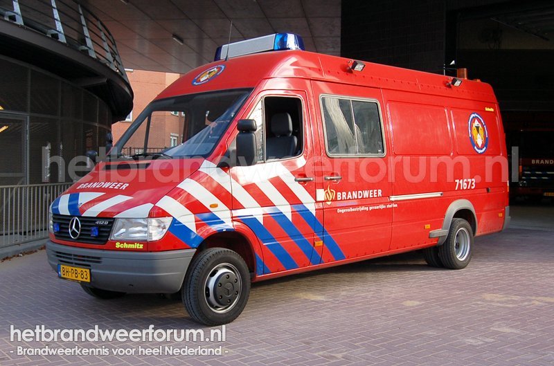 71 673 Ongeval gevaarlijke stoffen voertuig