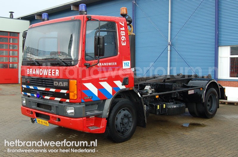 71 863 Haakarmvoertuig