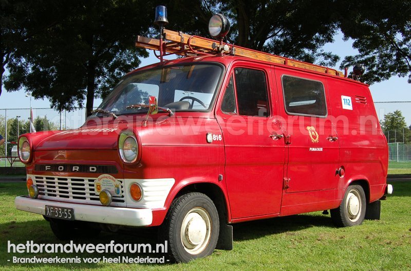 816 Personen/materialen voertuig