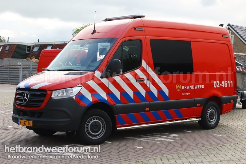 02-4611 Personeel/Materiaalvoertuig