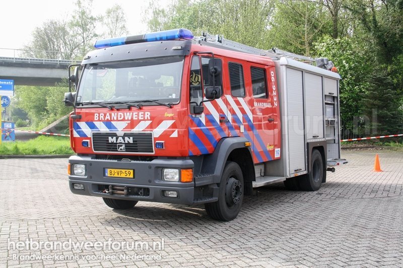 06-9232 Tankautospuit