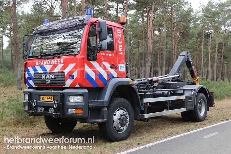 07-3182 Haakarmvoertuig