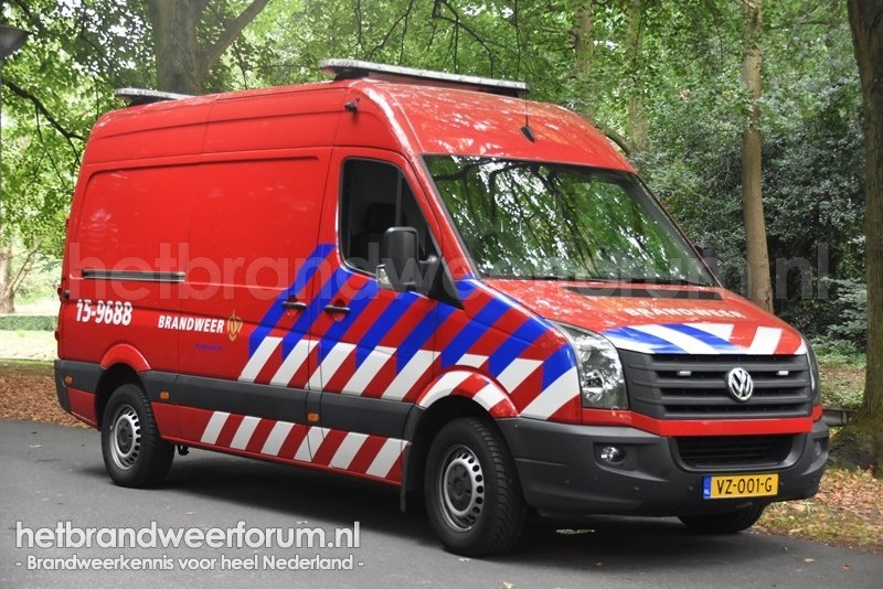 15-9688 Personen/materialen voertuig