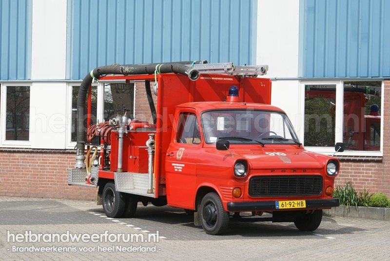 919 Personen / materialen voertuig