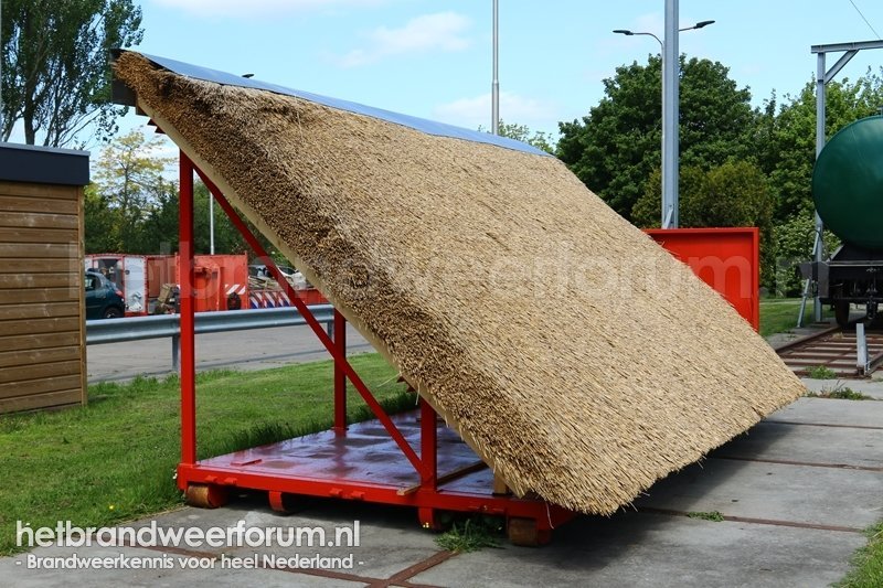 BMH-RIET   Bijzondere Materialen Haakarmbak