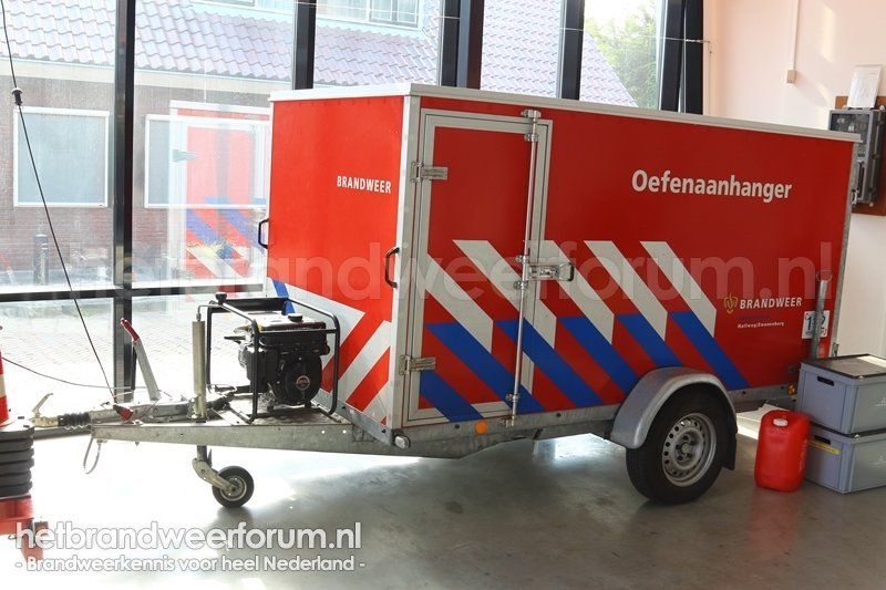 Oefenmaterialenaanhanger Halfweg