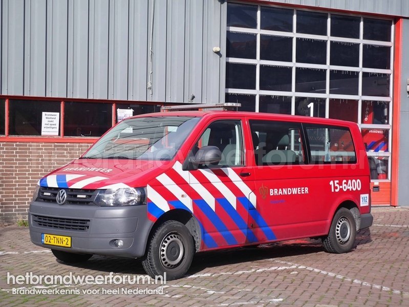 15-6400 Dienstbus