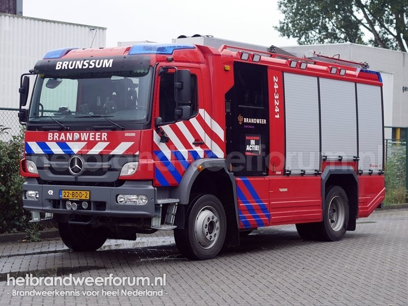 24-3241 Tankautospuit Terreinvaardig