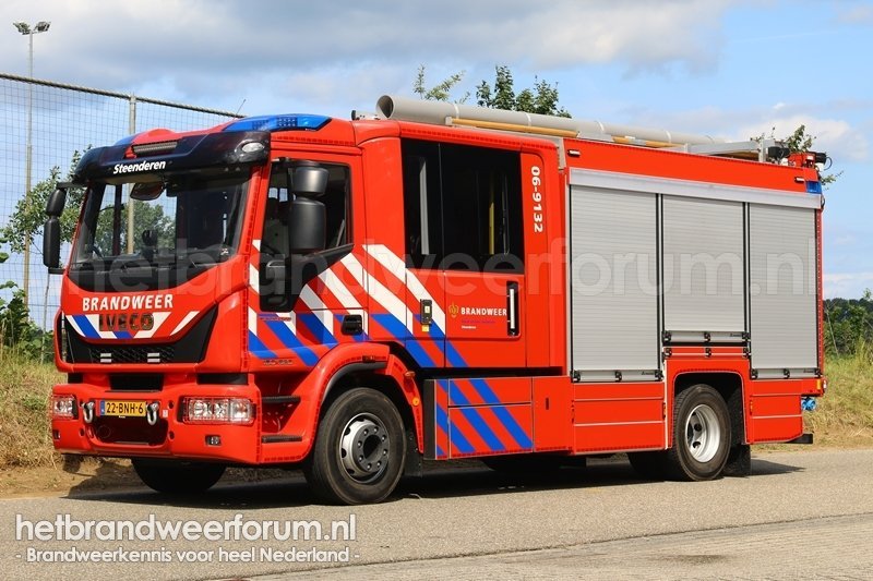 06-9132 Tankautospuit