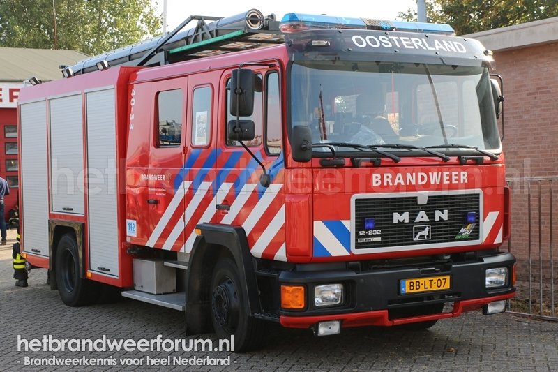 19-4833 Tankautospuit