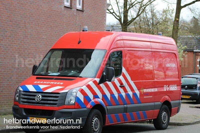 01-1889 Personeels/Materiaalvoertuig