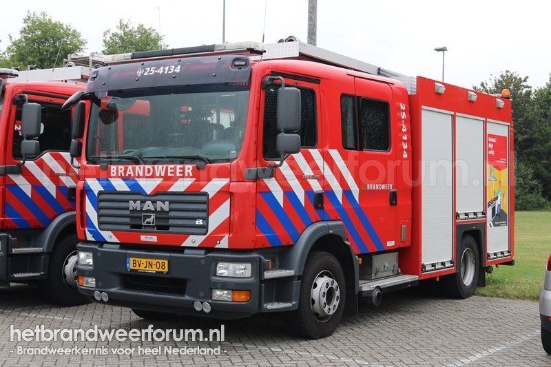 25-4134 Tankautospuit (BV-JN-08)