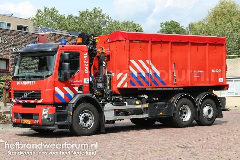 16-2280 Haakarmvoertuig